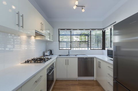 Cottesloe Sea Salt Abode - Executive Escapes - Accommodation Brunswick Heads 13