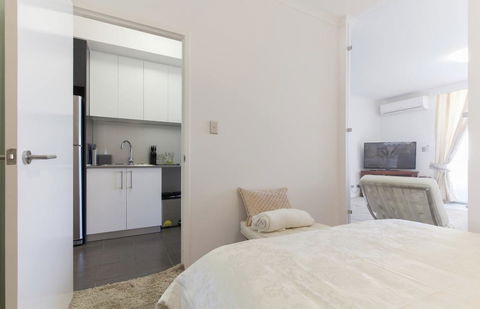 Perth Luxury City Apartment- Free Parking - Accommodation Brunswick Heads 8