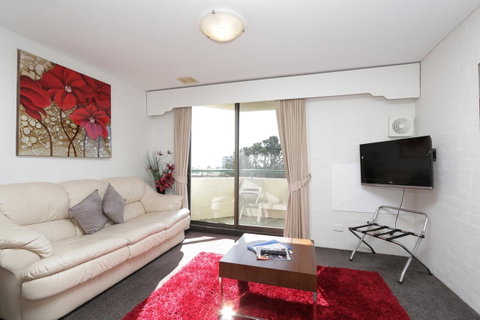 Atrium Hotel Mandurah - Accommodation Brunswick Heads 42