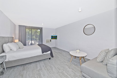 Atrium Hotel Mandurah - Accommodation Brunswick Heads 14