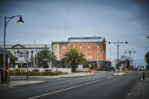 The Premier Mill Hotel - Accommodation Brunswick Heads 14
