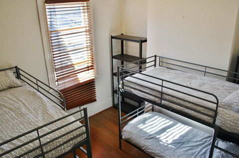 The Hive Hostel - Traveler Friendly, Passport Only - Accommodation Brunswick Heads 34