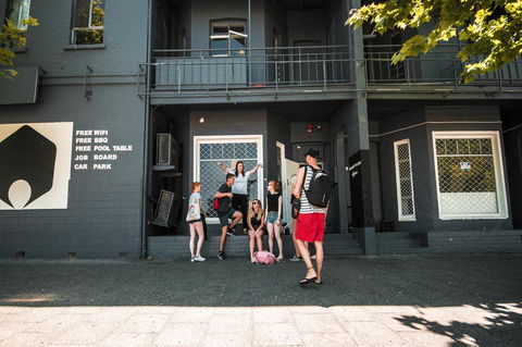 The Hive Hostel - Traveler Friendly, Passport Only - Accommodation Brunswick Heads 17