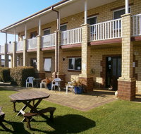 Baywatch Manor Augusta - Accommodation Brunswick Heads