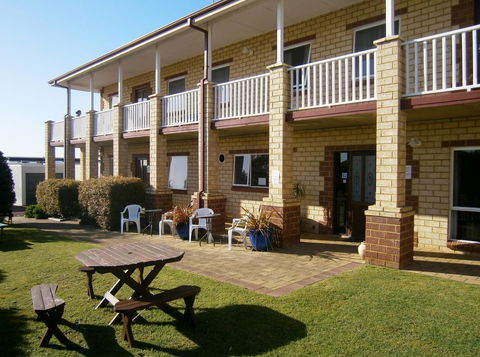 Baywatch Retreat Augusta - Accommodation Brunswick Heads 0