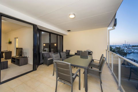 Dolphin Quay Apartments - Accommodation Brunswick Heads 24