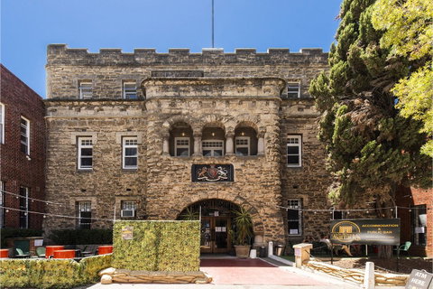The Old Swan Barracks - Accommodation Brunswick Heads 3