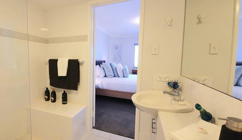 Sandcastles Beachfront Luxury Retreat Apartment - Accommodation Brunswick Heads 13