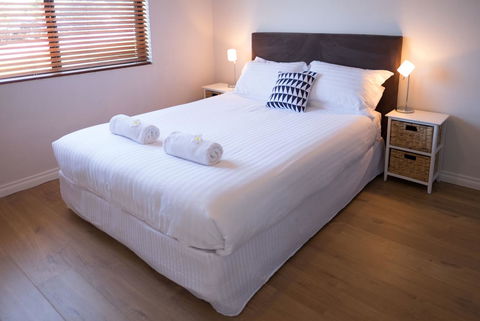 Cottesloe Beach On Napier - Accommodation Brunswick Heads 11