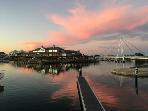Mandurah Ocean Marina Chalets - Accommodation Brunswick Heads 3