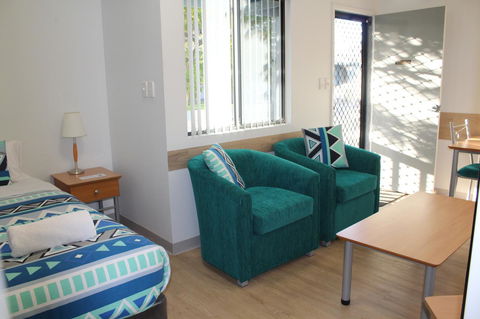 Mandurah Ocean Marina Chalets - Accommodation Brunswick Heads 33