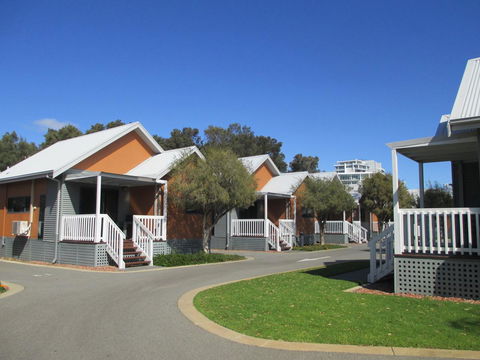 Mandurah Ocean Marina Chalets - Accommodation Brunswick Heads 37