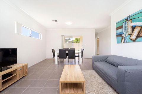 Victoria Park Town House - Accommodation Brunswick Heads 7