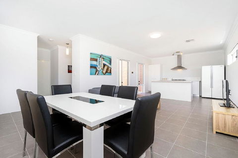 Victoria Park Town House - Accommodation Brunswick Heads 8
