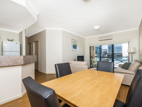 James On The Park - Executive Escapes - Accommodation Brunswick Heads 1