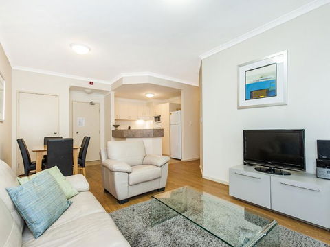 James On The Park - Executive Escapes - Accommodation Brunswick Heads 10
