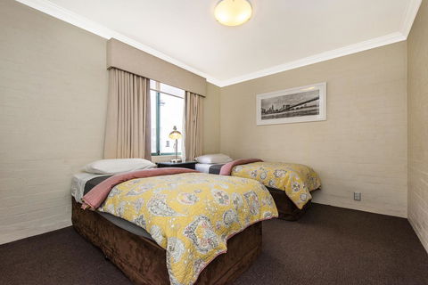 Subiaco Village 18 - Accommodation Brunswick Heads 10
