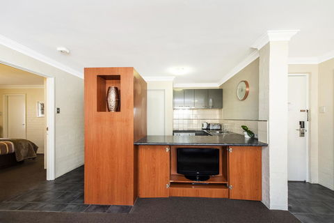Subiaco Village 18 - Accommodation Brunswick Heads 7