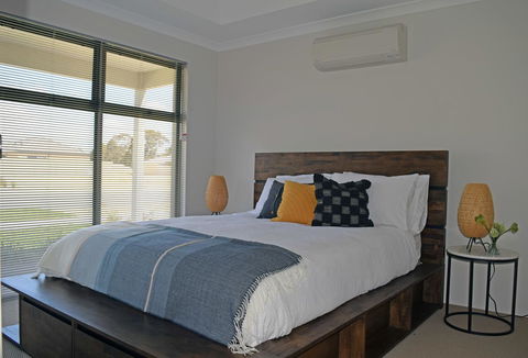 The Kingsleyâ€™s Place â€“ Piara Waters - Accommodation Brunswick Heads 6