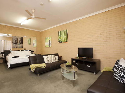 Garden Studio - Accommodation Brunswick Heads 1