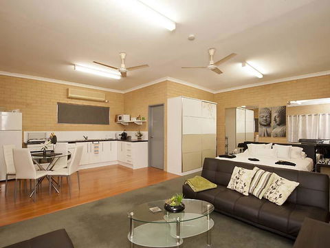 Garden Studio - Accommodation Brunswick Heads 7