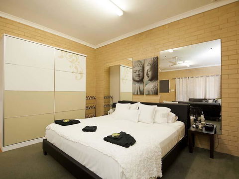 Garden Studio - Accommodation Brunswick Heads 3