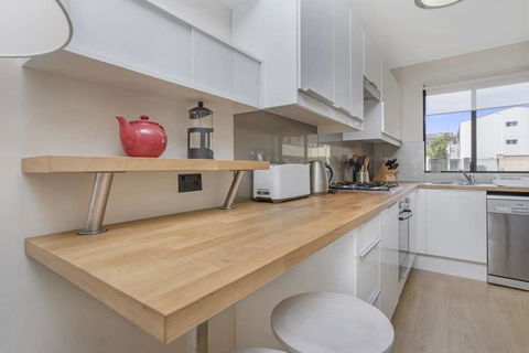 Gorgeous 26 1 Bed Designer Fitout Perfect Location - Accommodation Brunswick Heads 37