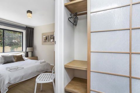 Gorgeous 26 1 Bed Designer Fitout Perfect Location - Accommodation Brunswick Heads 1