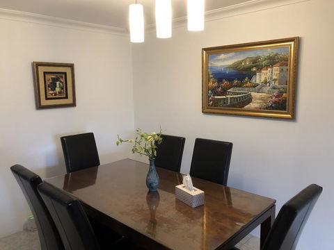 Charming Quiet Lodge-2 Minutes Walk To Shopping Complex - Accommodation Brunswick Heads 4