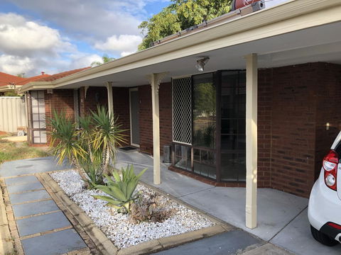 Charming Quiet Lodge-2 Minutes Walk To Shopping Complex - Accommodation Brunswick Heads 24