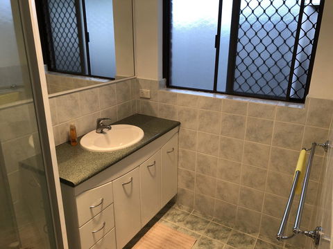 Charming Quiet Lodge-2 Minutes Walk To Shopping Complex - Accommodation Brunswick Heads 15