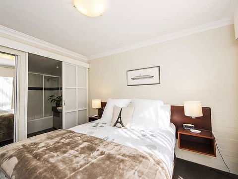 Subiaco Village 28 - Accommodation Brunswick Heads 10