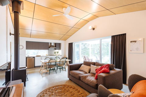 Stablebase - Accommodation Brunswick Heads 5