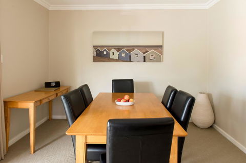 The Marina Hotel - Mindarie - Accommodation Brunswick Heads 25