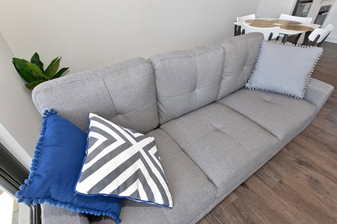 Modern Apartment Redcliffe Near Perth Airport: 0126 - Accommodation Brunswick Heads 17