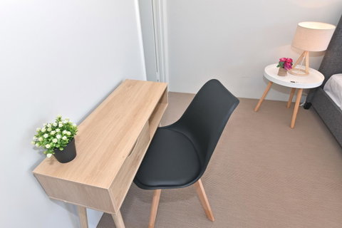 Modern Apartment Redcliffe Near Perth Airport: 0126 - Accommodation Brunswick Heads 6