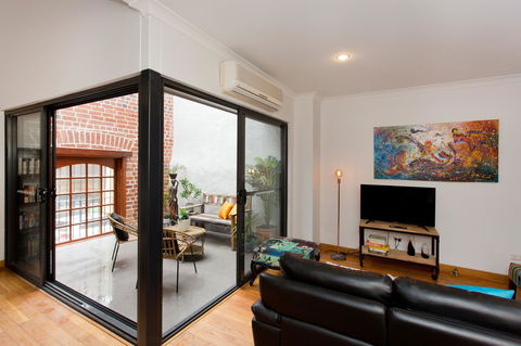 Windows On Pakenham - Accommodation Brunswick Heads 2
