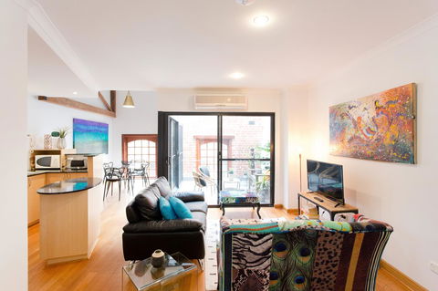 Windows On Pakenham - Accommodation Brunswick Heads 1