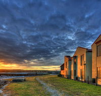 Stanley Village Waterfront Accommodation - Accommodation Brunswick Heads