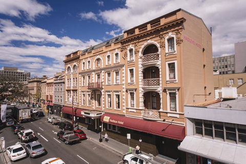 Hadley\'s Orient Hotel - Accommodation Brunswick Heads 0