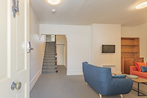 4 Bedroom House - Hobart CBD - Free Parking - Free WIFI - Accommodation Brunswick Heads 21