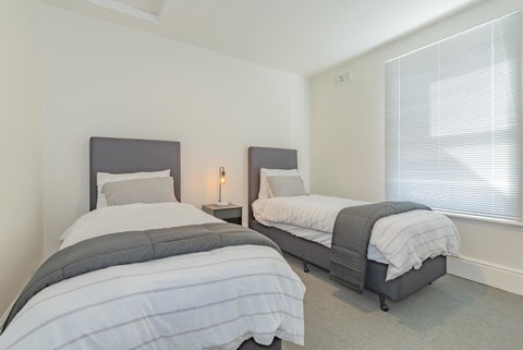 4 Bedroom House - Hobart CBD - Free Parking - Free WIFI - Accommodation Brunswick Heads 23