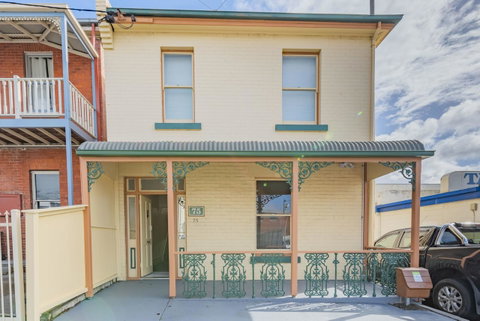 4 Bedroom House - Hobart CBD - Free Parking - Free WIFI - Accommodation Brunswick Heads 14