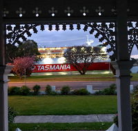 Riverbank villa - 4 bedroom house villa - Accommodation Brunswick Heads