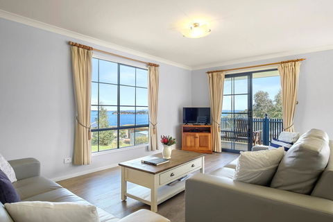 Omaroo Cottage Bruny Island - Accommodation Brunswick Heads 1