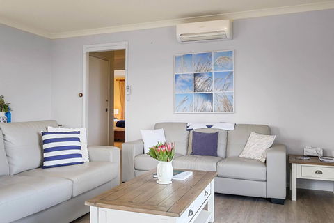 Omaroo Cottage Bruny Island - Accommodation Brunswick Heads 4