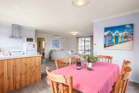 Omaroo Cottage Bruny Island - Accommodation Brunswick Heads 7
