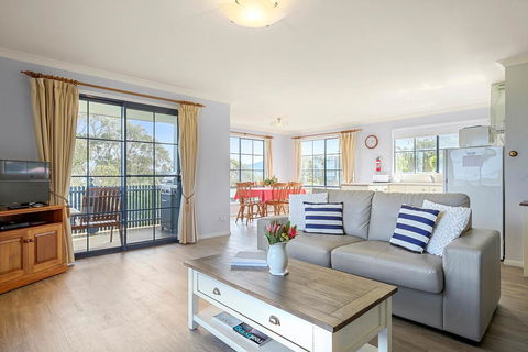 Omaroo Cottage Bruny Island - Accommodation Brunswick Heads 0