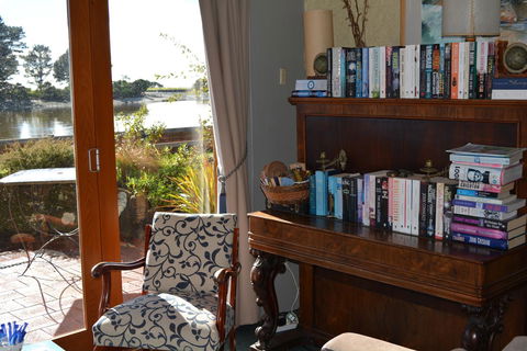 The Waterfront Wynyard - Accommodation Brunswick Heads 9