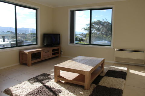 Mermaids Of Bicheno - Accommodation Brunswick Heads 6